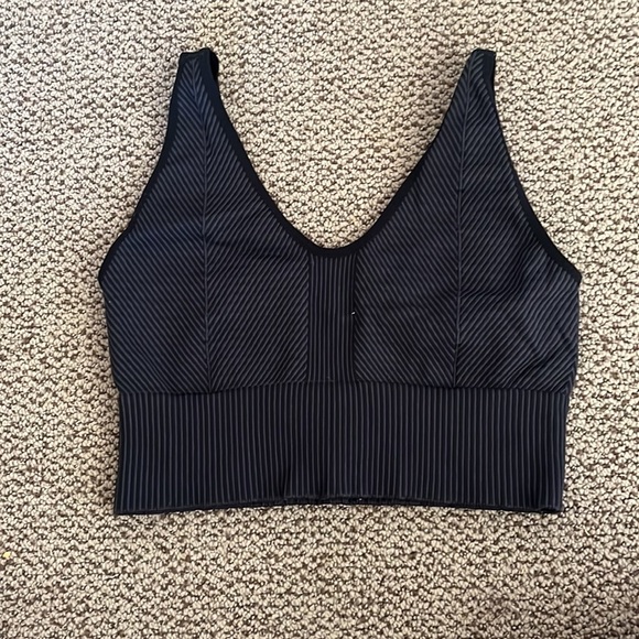 NWOT Anthropologie sports bra - Picture 2 of 3
